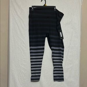K-Deer Black and Gray Striped Leggings. Size 4X